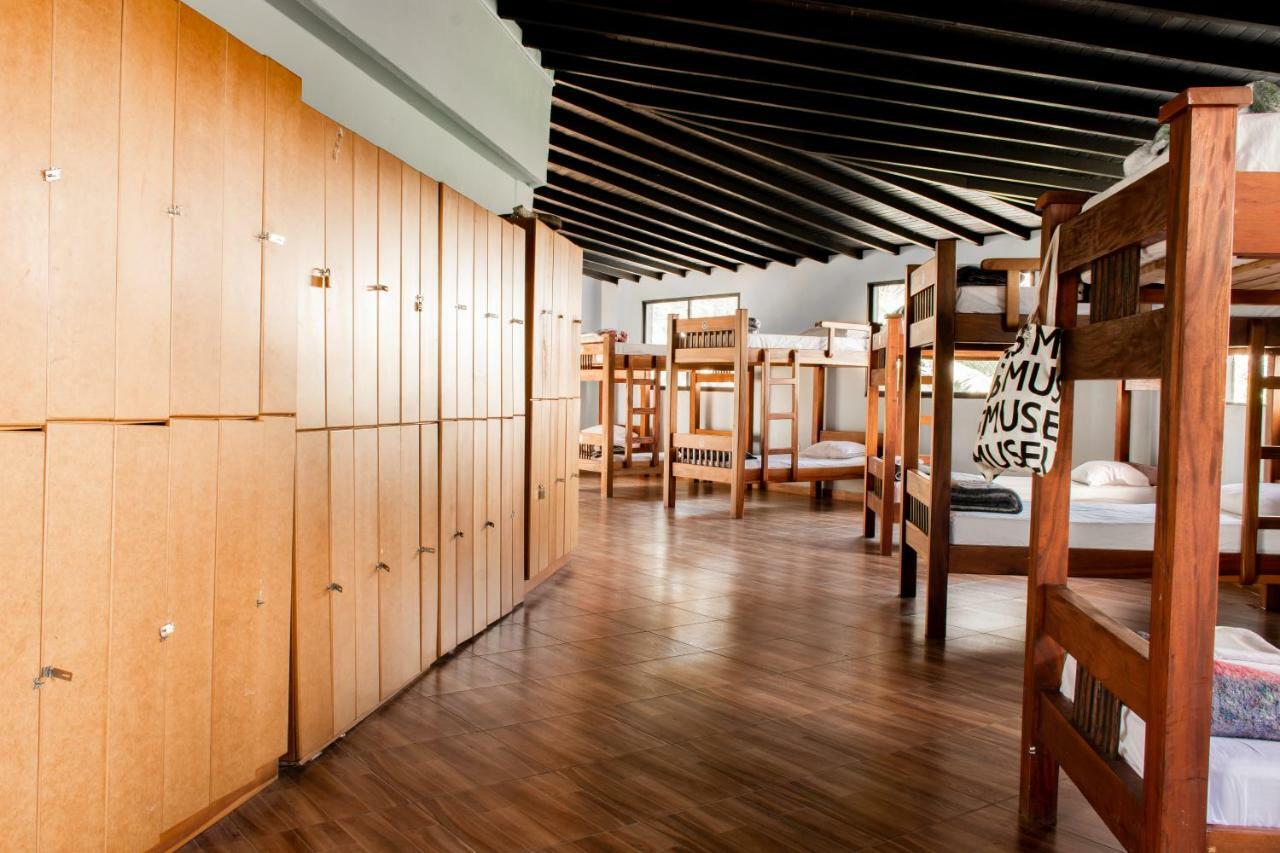Guatapé Happy Buddha Hostel & Lodge מראה חיצוני תמונה