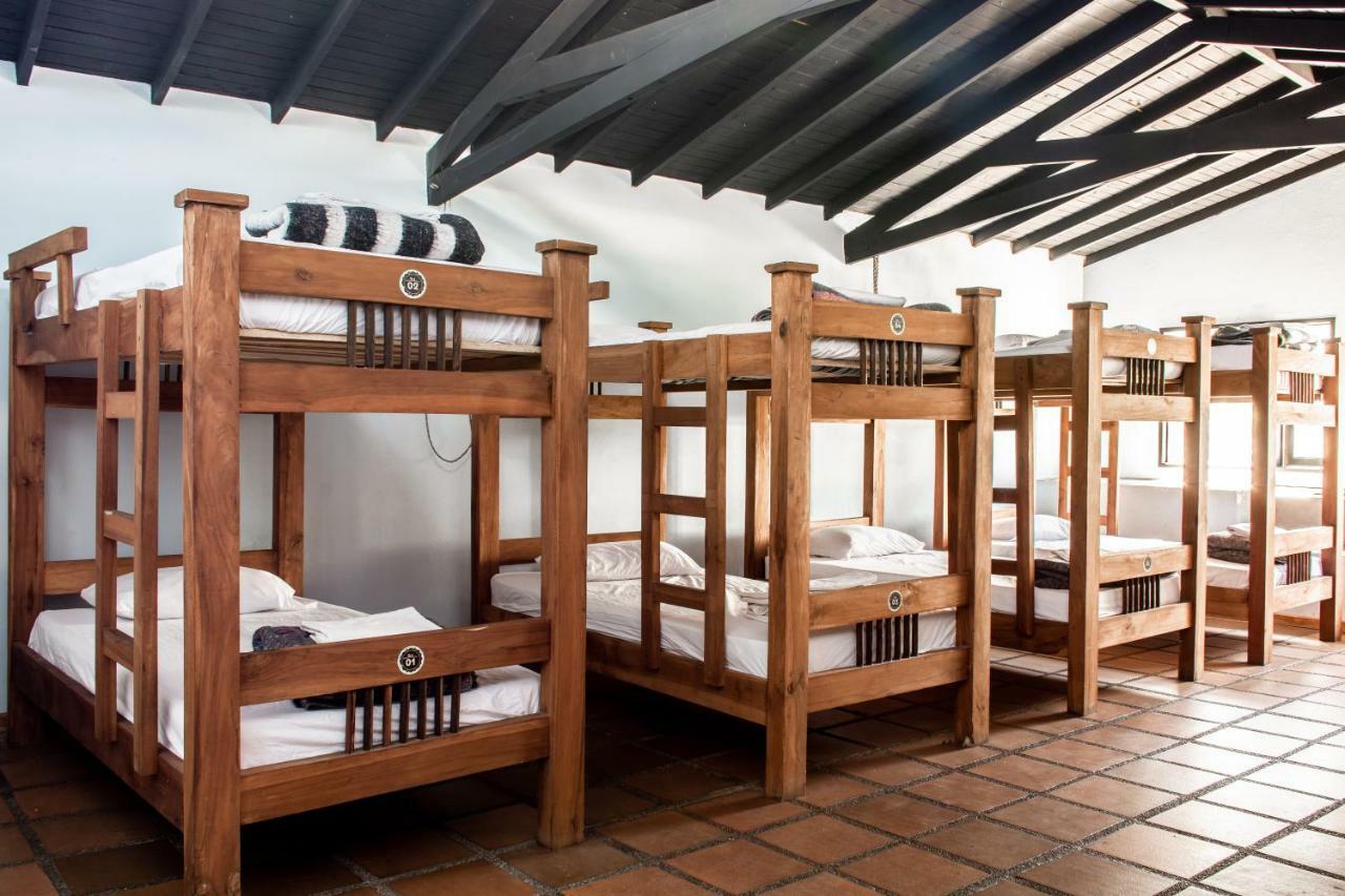 Guatapé Happy Buddha Hostel & Lodge מראה חיצוני תמונה